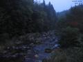 19 : 48