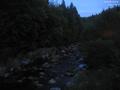19 : 44