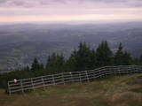 19 : 01