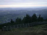 19 : 57