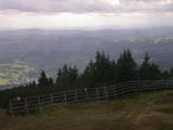 15 : 09