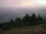 19 : 47