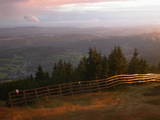 19 : 53