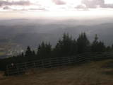 16 : 45