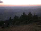 18 : 05