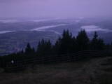 05 : 49