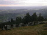 18 : 53
