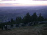 19 : 45