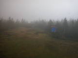 09 : 30