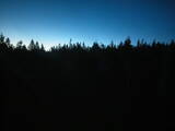 03 : 22