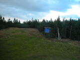 18 : 46