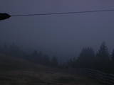 06 : 00