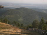 18 : 48