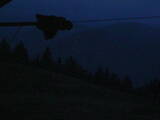 05 : 00