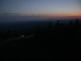 22 : 00