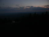 22 : 00