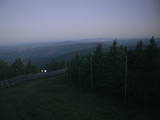 04 : 00