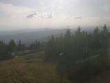 17 : 48