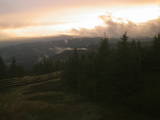 19 : 42