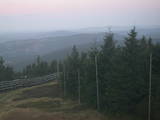 06 : 00