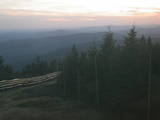 19 : 48