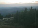 19 : 46