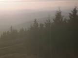 17 : 04