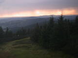 19 : 48