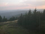 19 : 56