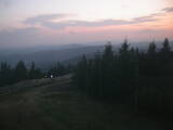 21 : 04