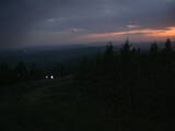 21 : 08