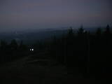 06 : 00