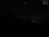03 : 00