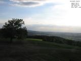 18 : 52