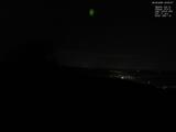 23 : 00