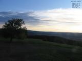 19 : 48