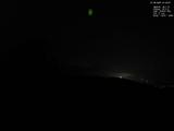 01 : 04