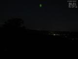 03 : 00