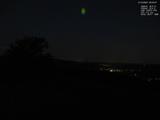 03 : 04