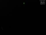 22 : 04