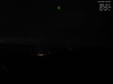 03 : 00