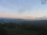06 : 00