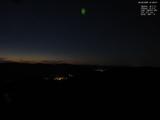 21 : 08