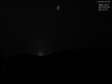 03 : 00