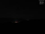 03 : 04