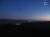 04 : 04