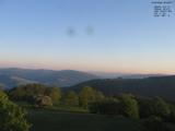 05 : 44
