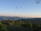 05 : 48