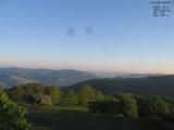 06 : 00