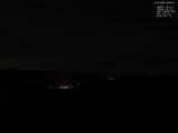23 : 08